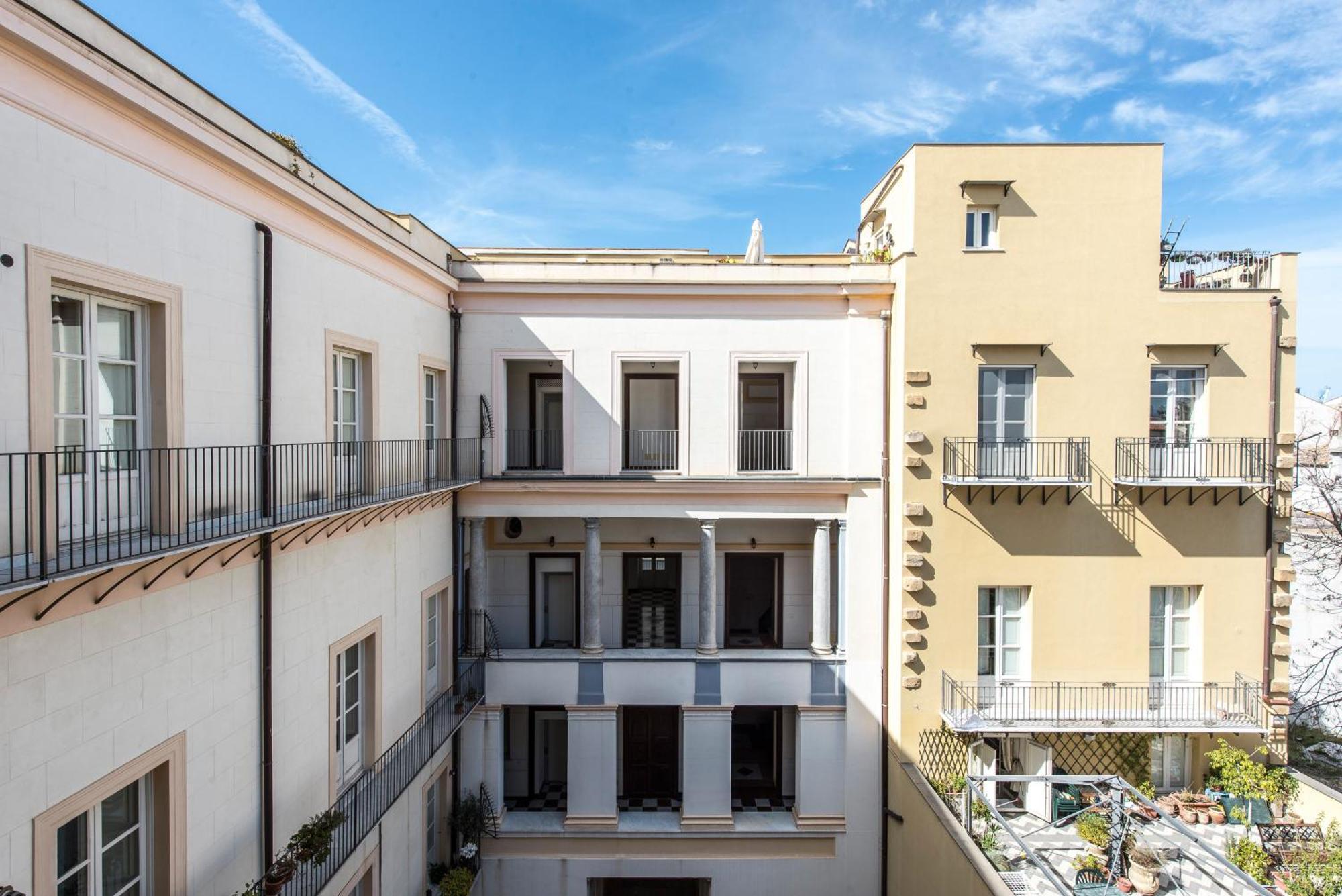 Palazzo Castrofilippo Apartment By Wonderful Italy ปาแลร์โม ภายนอก รูปภาพ