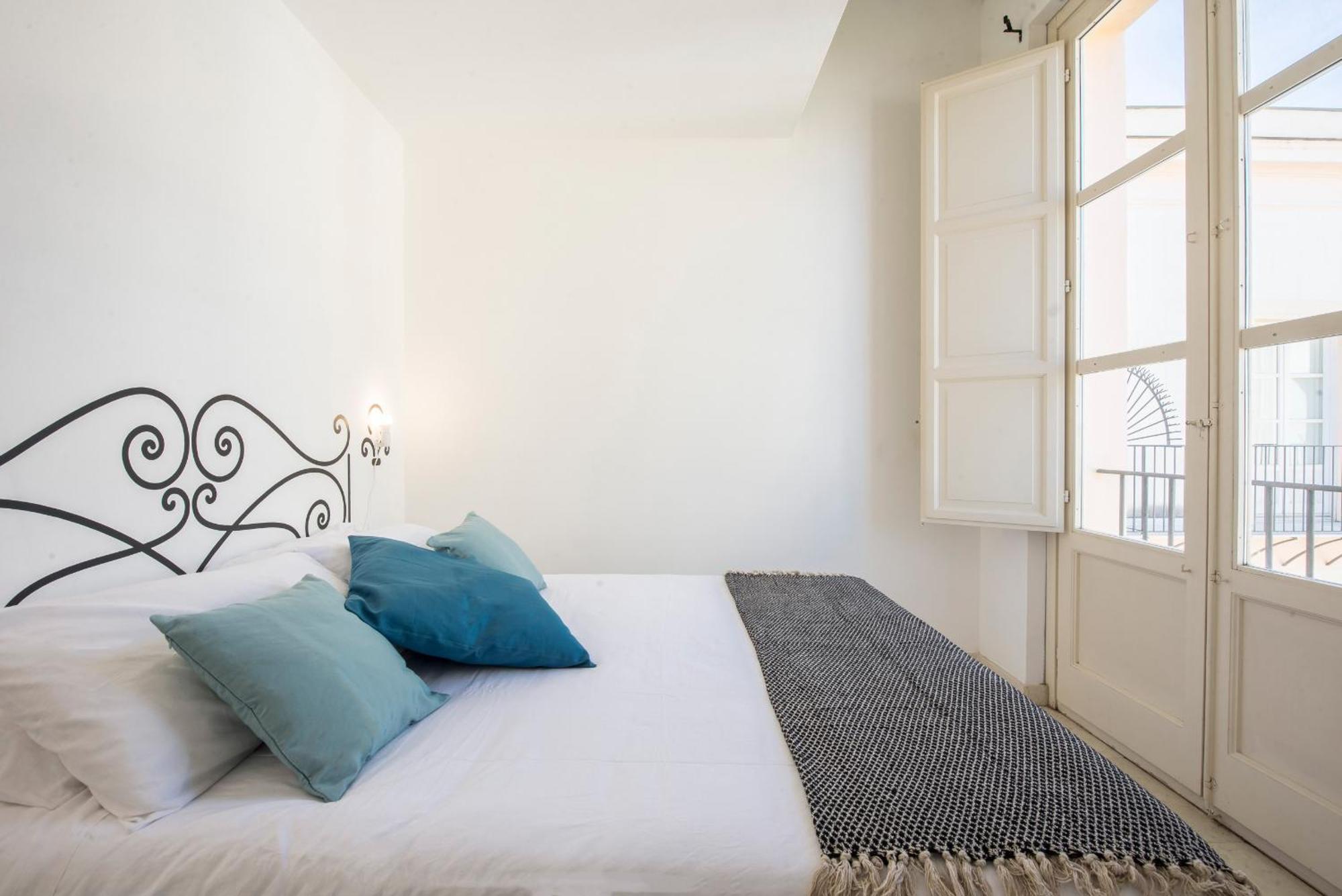 Palazzo Castrofilippo Apartment By Wonderful Italy ปาแลร์โม ภายนอก รูปภาพ